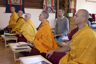 Аббатство Шравасти - Монашеская жизнь